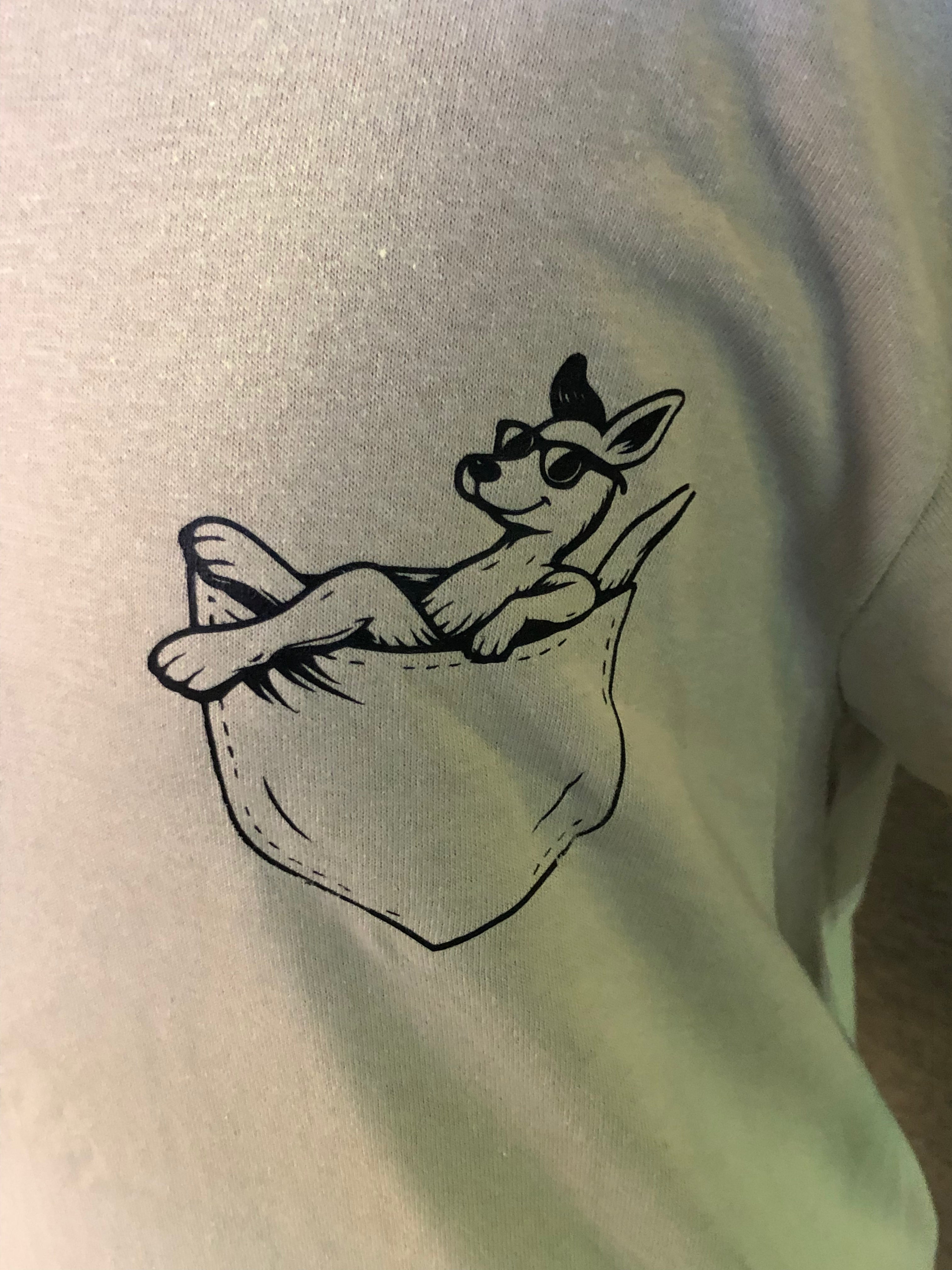Ugly Ducklings - Kangaroo - Pocket Peeper - Tee