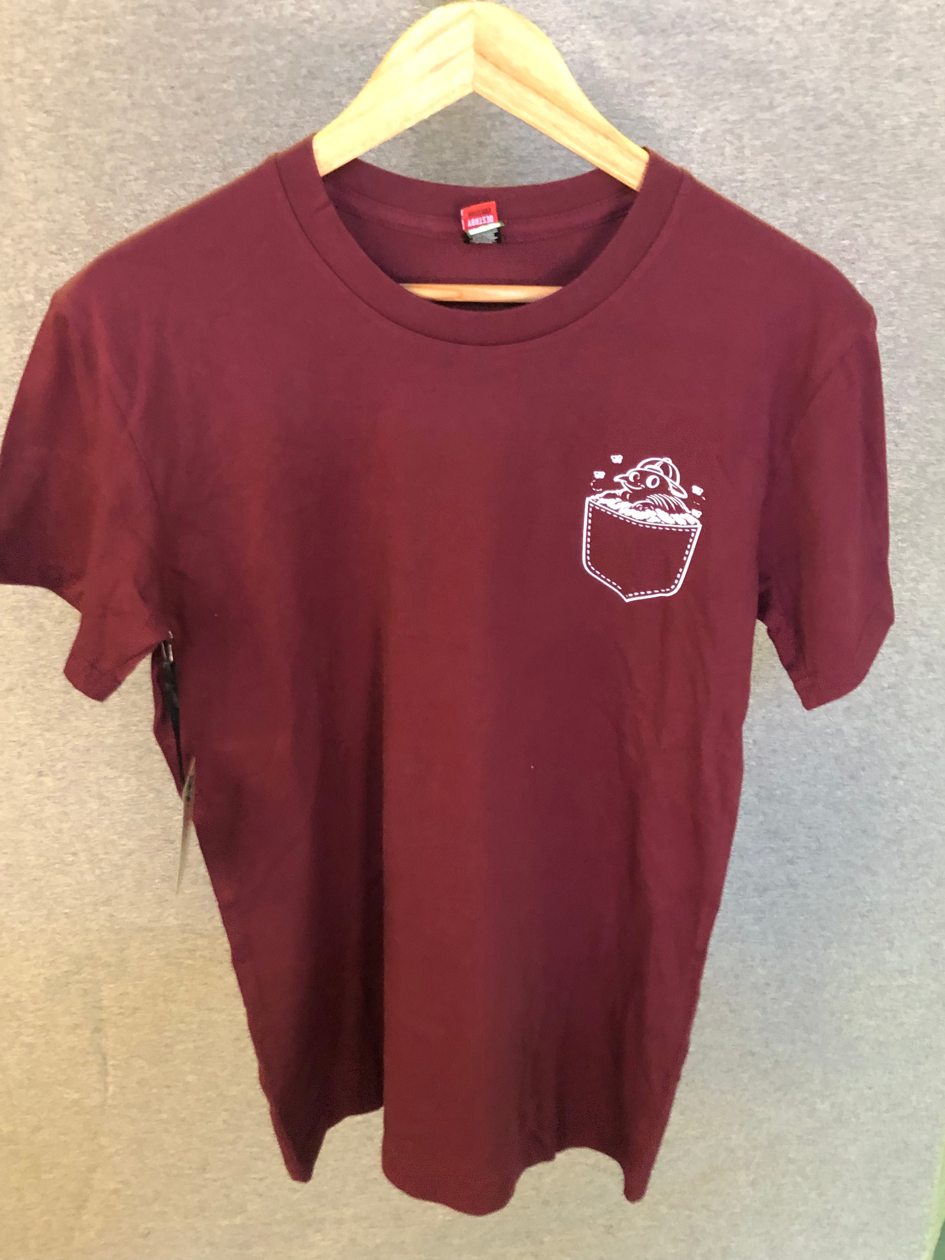 Ugly Ducklings - Dung Beetle - Pocket Peeper - Tee